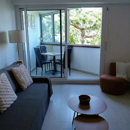 Calme Et Cosy, T2 Refait A Neuf En Juillet 2025 *